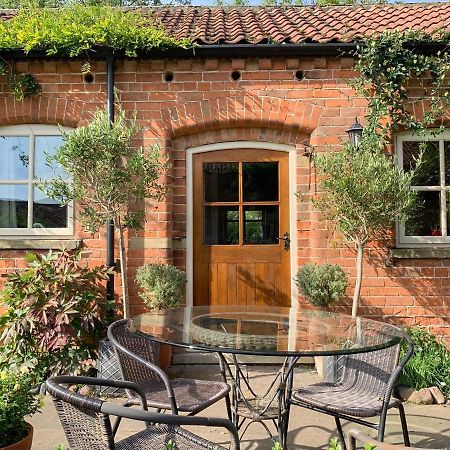 Stable Cottage Withernwick Bagian luar foto
