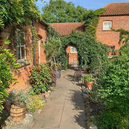Stable Cottage Withernwick Bagian luar foto